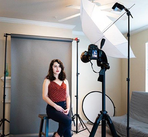 Edward Verosky – How to Set Up A Portrait Photography Studio at Home